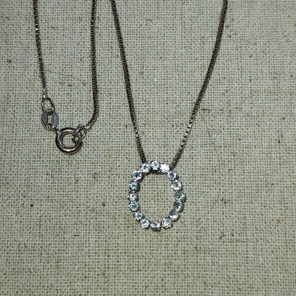 Sterling Necklace with 1/2 inch crystal ovel - Picture 1 of 2